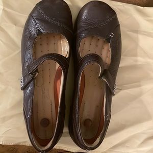 Clark’s Unstructured size 10 brown